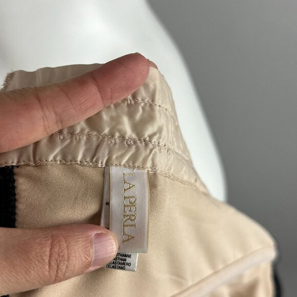 Vtg Y2K La Perla Beige Satin Pleated Black Lace Sexy Corset Bra Bralette Size 36 - Picture 6 of 6